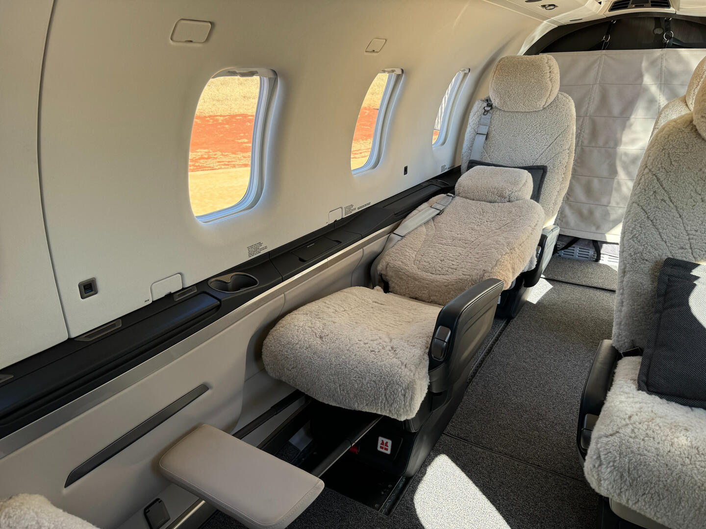 Interior - Cabin - Lay Flat