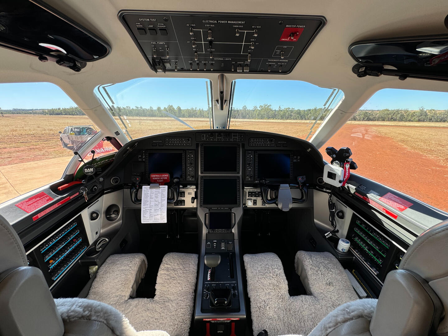 Interior - Cockpit - Cold