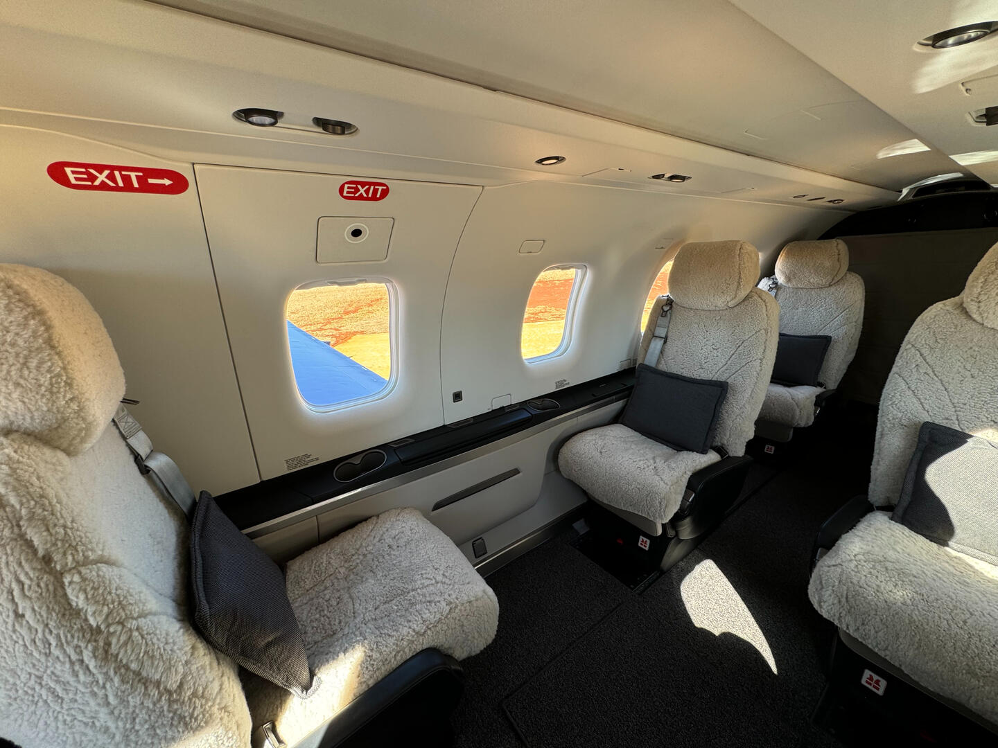 Interior - Cabin - Club Area